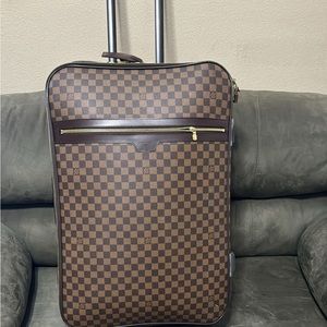 Louis Vuitton Pégase 65 Wheeled Suitcase in Damier Ebene Canvas and Leather